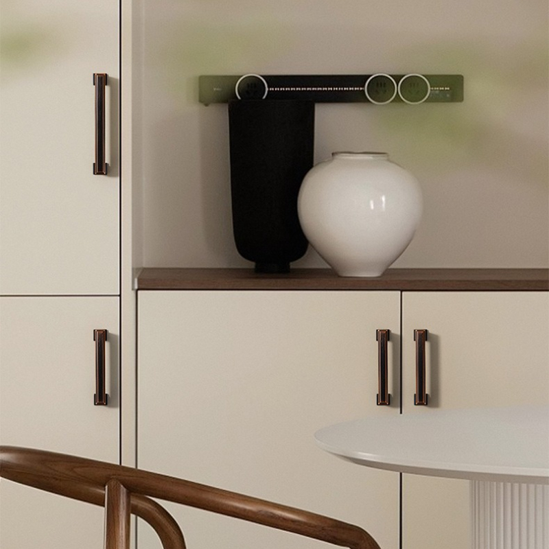 Manopole e maniglie per ferram - Furniture And Kitchen Hardware Fitting recensione e prezzo